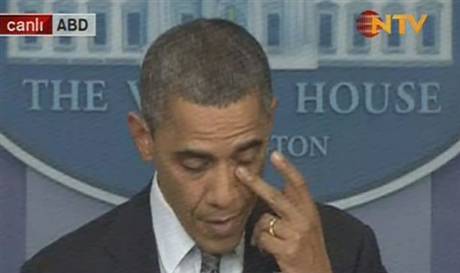 Okul katliamı Obama'yı ağlattı