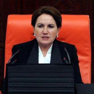 Akşener'e özür dileten tartışma