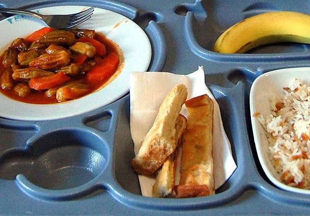 Çok yediğini 'düşünen' daha az acıkıyor