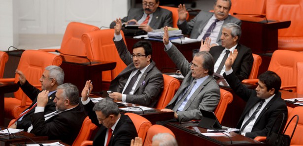 4 parti anlaştı, o kişiler vekil olamayacak
