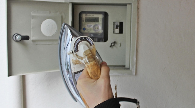 Kaçak elektrikle mücadelede "Ütü"lü yöntem