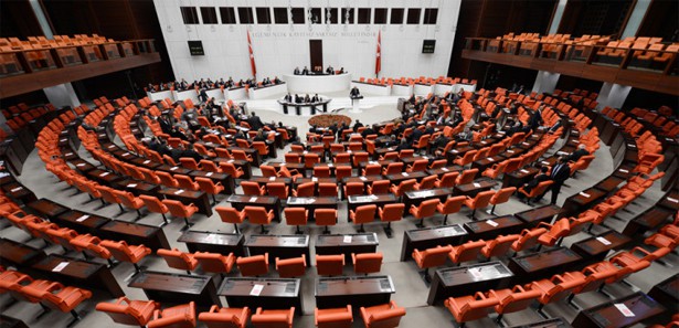 AK Parti ile CHP arasında ikiyüzlü tartışma
