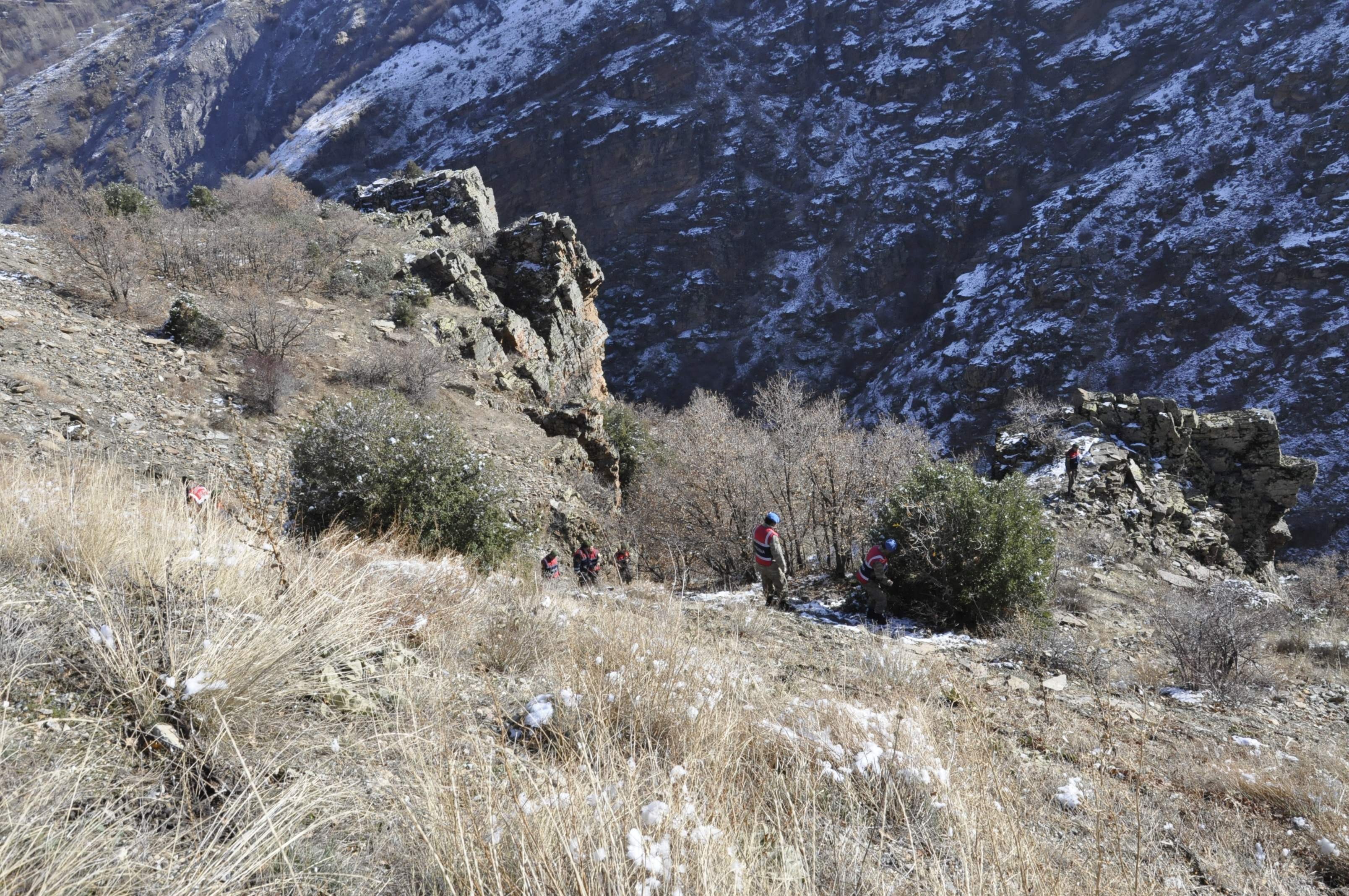 Cinayetleri sevgilisine para yetiştirmek için işlemiş
