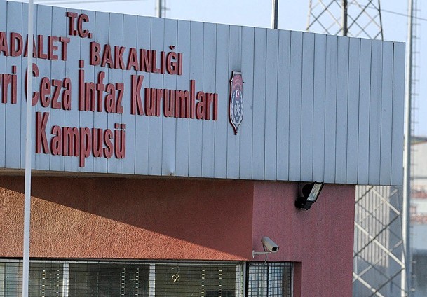 Avukatlar hakkında suç duyurusu