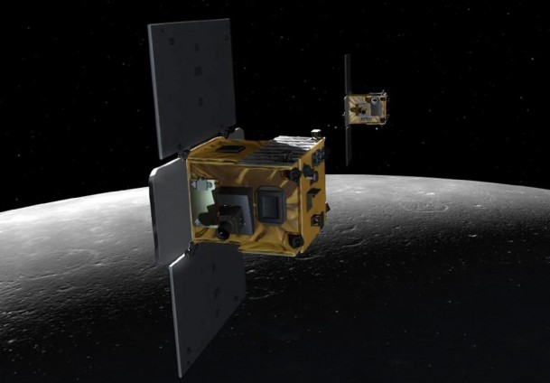 NASA'nın 2 uzay aracı Ay'a çarptı