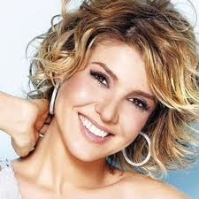 İnteraktif gazete yönetiyor gibiyim