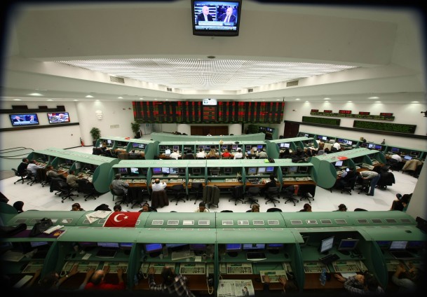 Borsa rekorla açıldı