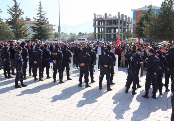 Emniyet-Sen faaliyetini sürdürecek