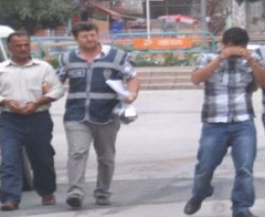 Aynı isimdeki başka birinin arsasını satmaya kalkıştı