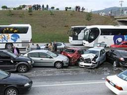 Boğaziçi Köprüsü'nde zincirleme kaza