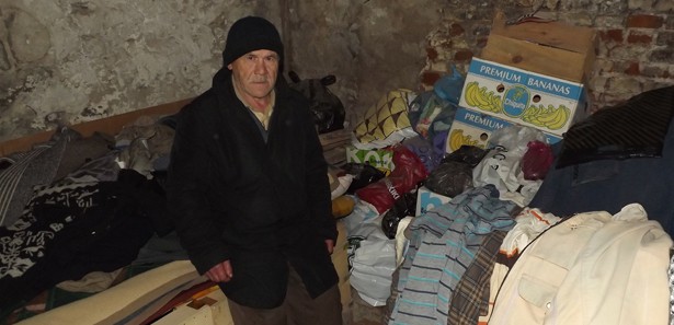 10 metrekarelik depoda yaşam savaşı