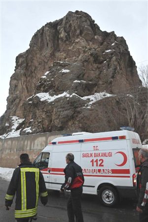 Annemin yanına gidiyorum