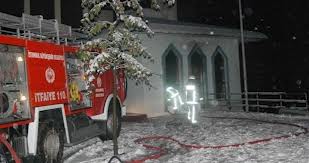 Camide korkutan yangın