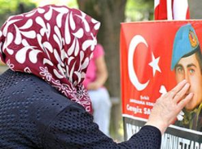 Karapınar'da Şehit Ailelerine Ziyaret