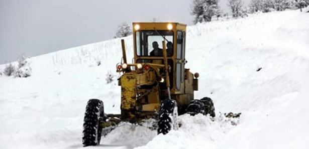 Sivas'ta 265 köy yolu ulaşıma kapandı