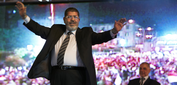 Cumhurbaşkanı Mursi'ye komplo iddiası