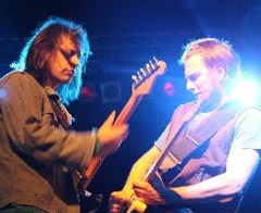 Kuran'a hakaret Duman konserini iptal ettirdi