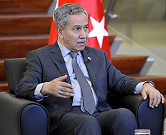 Arınç: Kıyameti bekleyenler nefes aldı