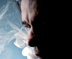 Sigara tiryakisi erkeklerin baba olması zor