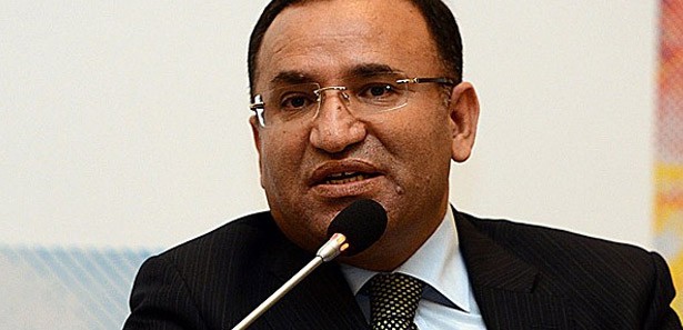 Bozdağ: 35. madde ve askerin andı değişecek!