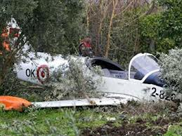 Antalya'da 2 kişilik uçak düştü