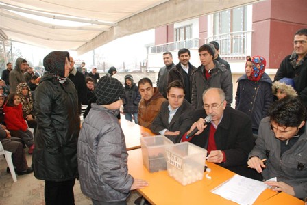 Karatay'da 120 kişi ev sahibi oldu