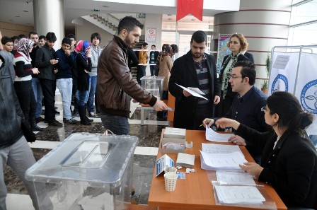 KTO Karatay'da seçim heyecanı