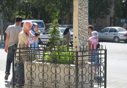 Aşık Şemi’nin mezarı ilgi odağ