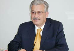 Demokrasimizle anılmak istiyoruz