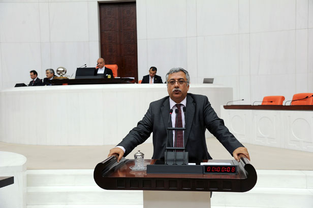 ''Gelecekte vekillere gerek kalmayacak''