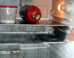 Esrarengiz aile yine korkuttu!