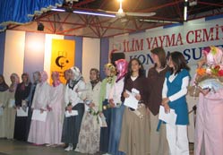 Mezuniyet töreni, şölene dönüştü