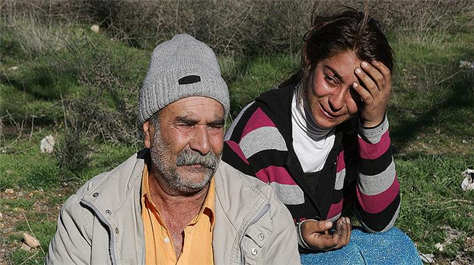 Gözlerinin önünde yandı