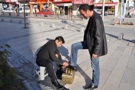 Engeli çalışmasını engelleyemiyor