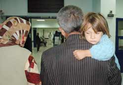 Zirai ilaç kutusuyla zehirlendi