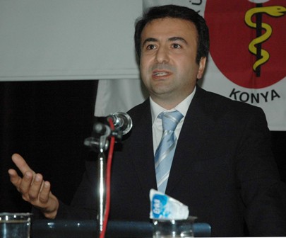 Profesörü bıçaklayanlar hakim karşısında