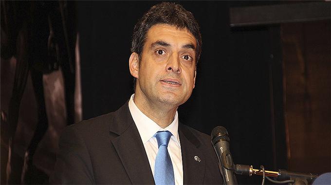'Başkanlık sistemi Türkiye'ye uygun değil