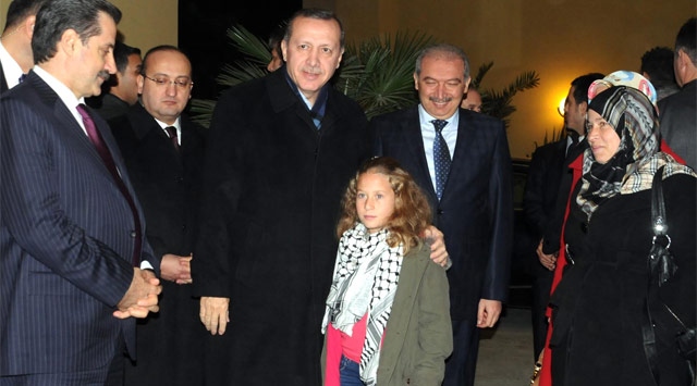 Başbakan, Filistinli kızla görüştü