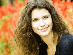 Beren Saat'ten Muhteşem Yüzyıl yorumu