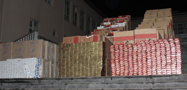 Kepek torbaları arasında 250 bin paket kaçak sigara