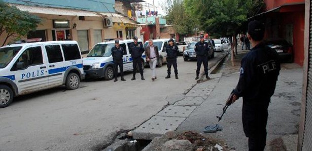 Eş zamanlı operasyonda 7 kişi tutuklandı