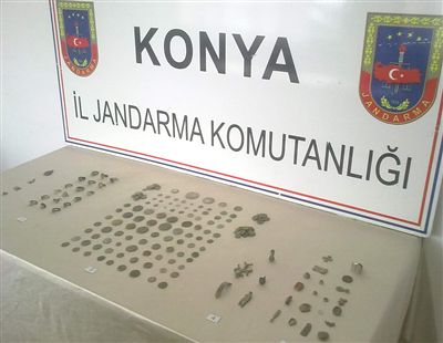 Konya'da 204 adet tarihi eser ele geçirildi