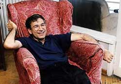 Orhan Pamuk, 'Mevlana düşmanı' mı?