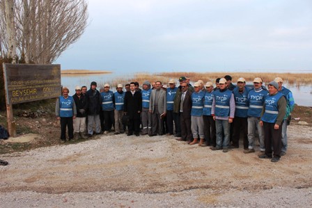 Gölün manzarası ortaya çıktı