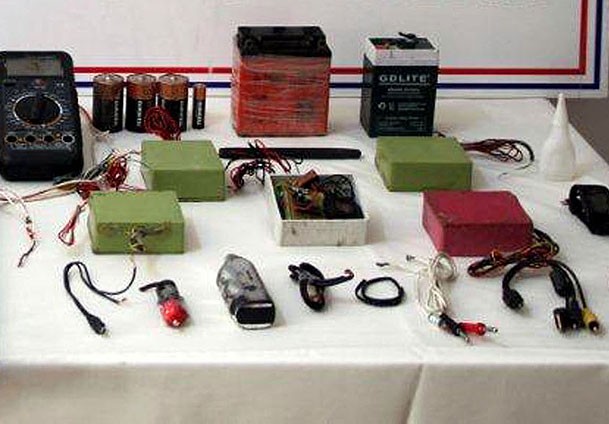 Mersin'de patlayıcı ele geçirildi