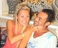 Çık oğlum göster herkese