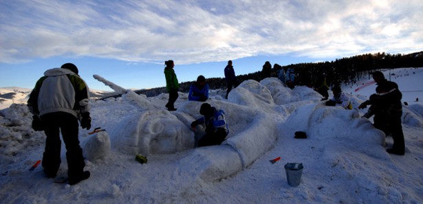 Bunlar da kardan şehitler