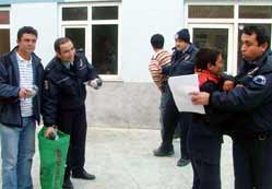 Güvercin çalan 2 çocuk yakalandı