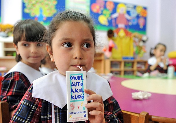 Okul sütü ihalesi iptal edildi