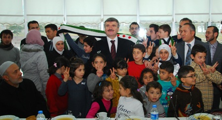 Başkan Akyürek Konya’daki Suriyelilerle buluştu